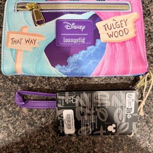 Disney Loungefly Alice in Wonderland Wallet-2 Tone Purple. NEW!!